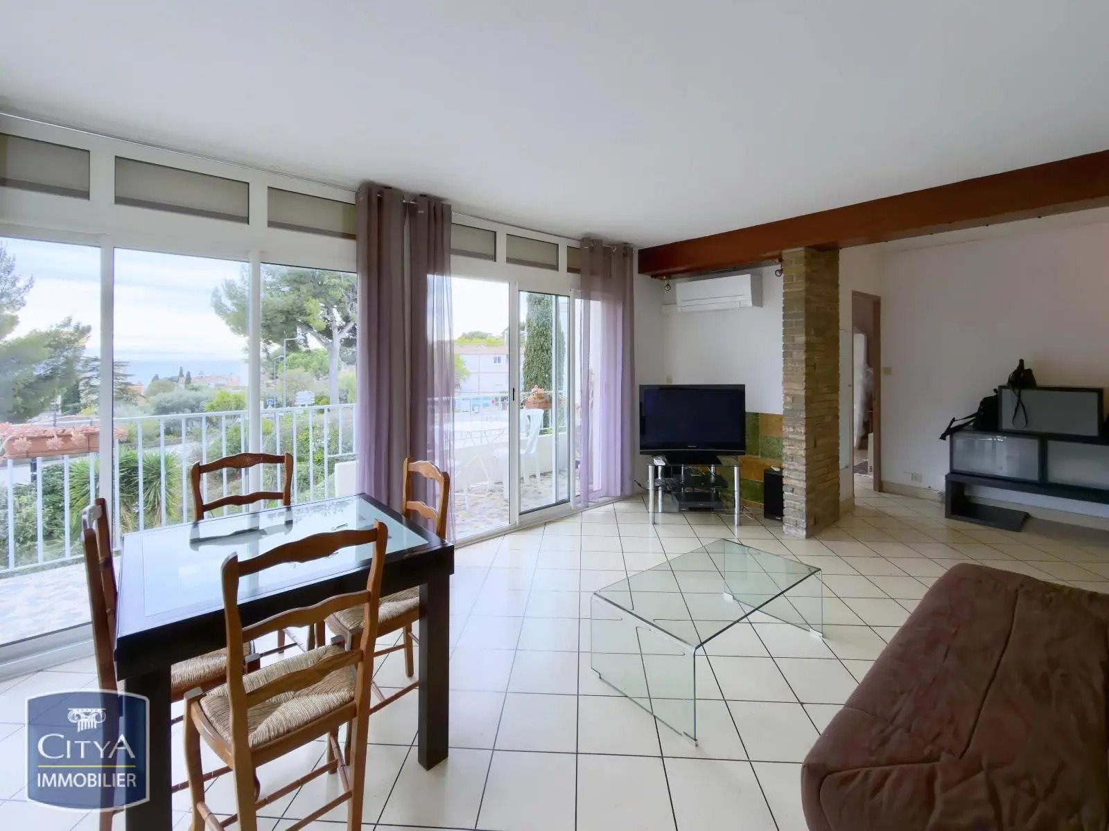Appartement à louer, 68m², Cassis