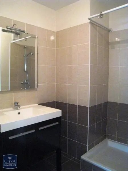 Appartement à louer, 41m², Saint-Etienne