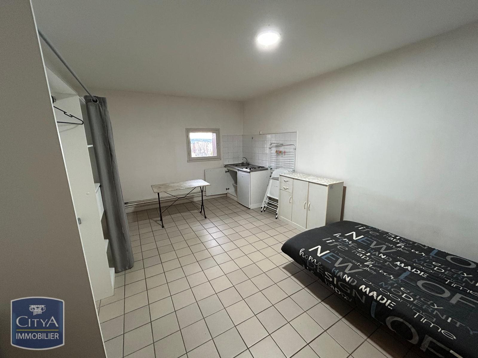 Appartement à louer, 23m², Thiers