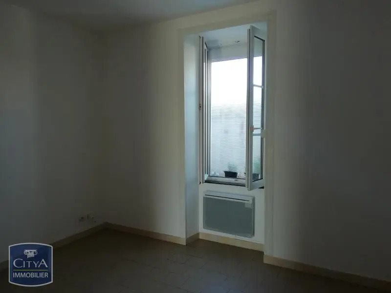 Maison à louer, 49m², Gond-Pontouvre