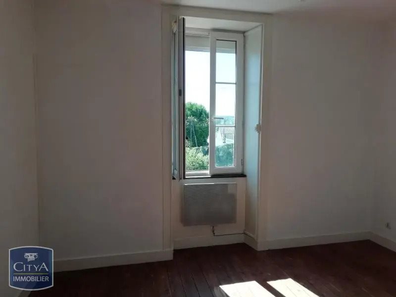 Maison à louer, 49m², Gond-Pontouvre