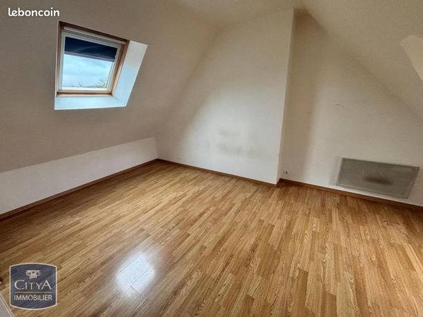 Maison à louer, 70m², Néville