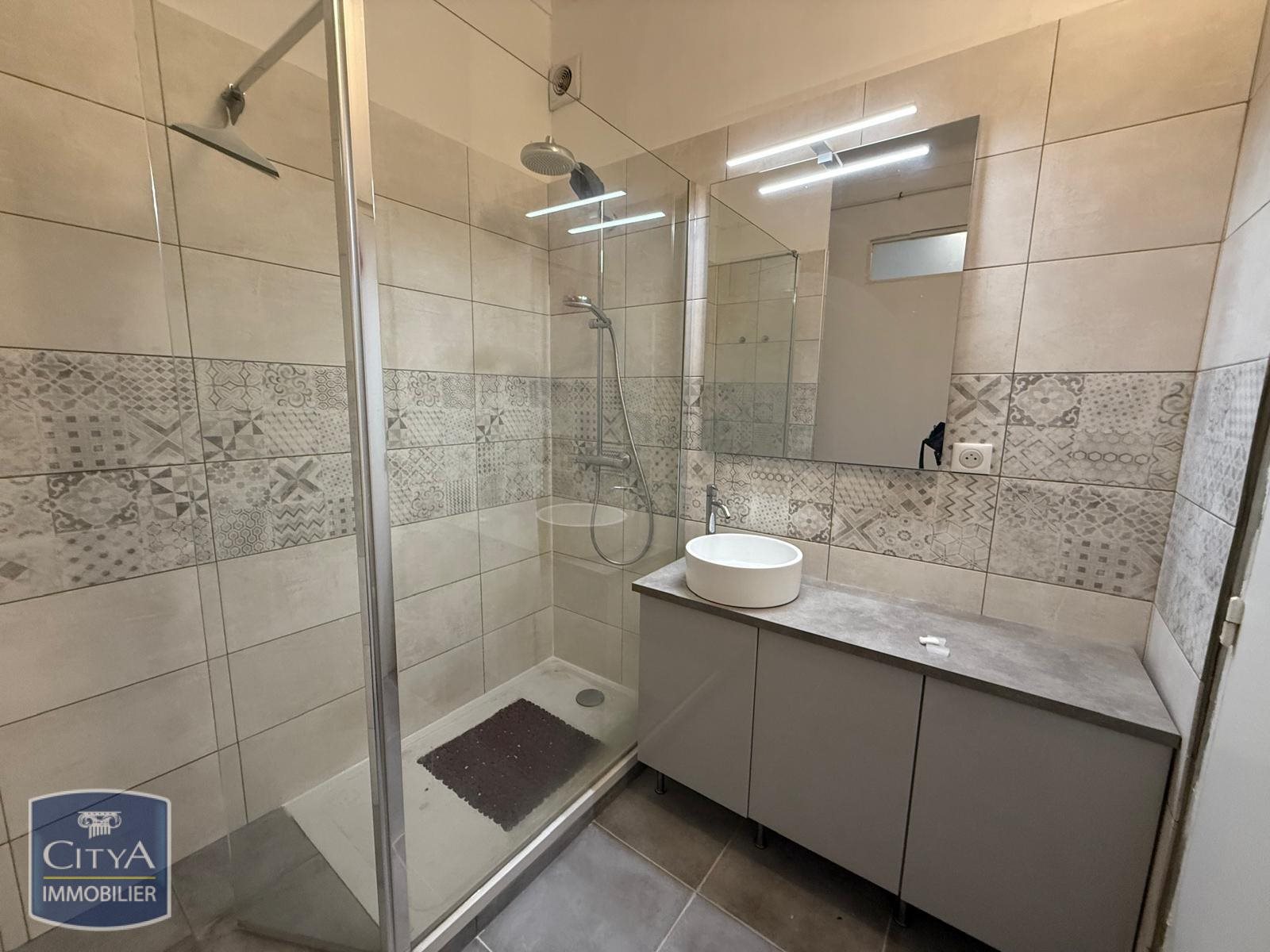 Appartement à louer, 63m², Nice