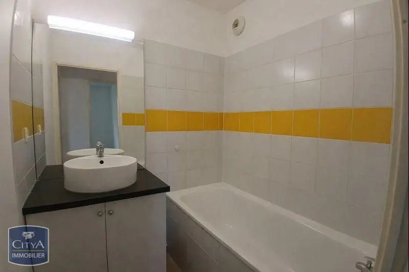 Appartement à louer, 63m², Lézignan-Corbières