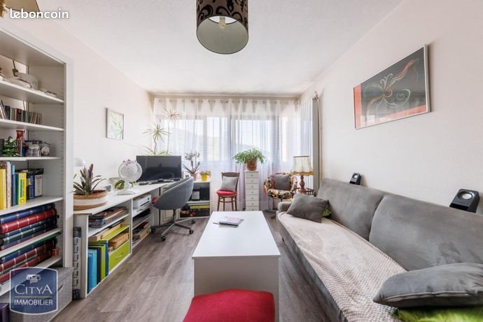 Appartement à vendre, 46m², Thiers