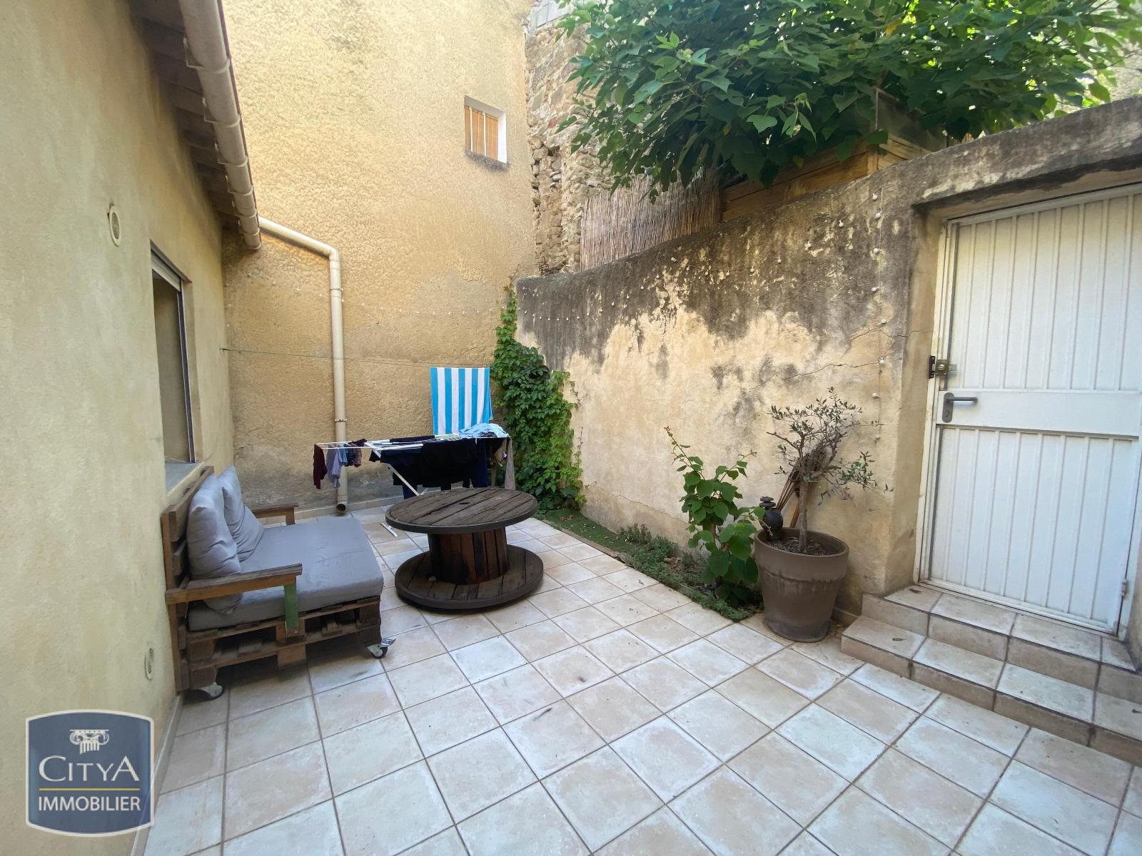 Appartement à louer, 67m², Entraigues-sur-la-Sorgue