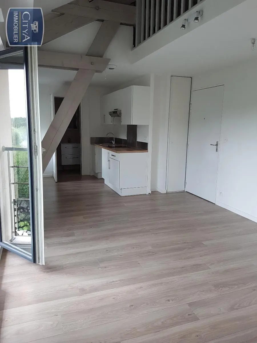 Appartement à louer, 28m², Egly