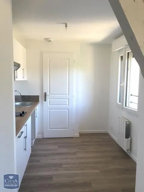 Appartement à louer, 28m², Egly