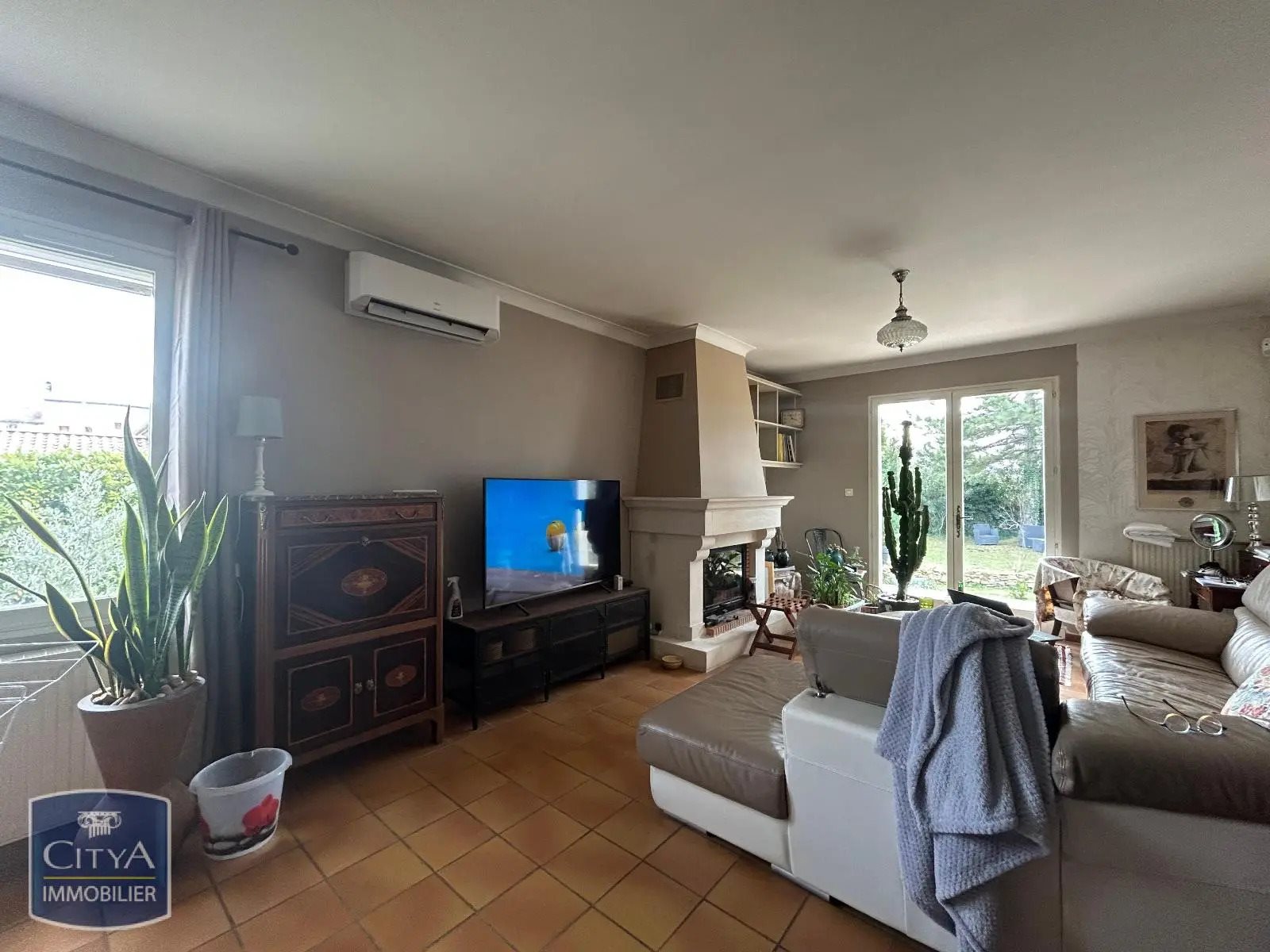 Maison à louer, 96m², Mazan