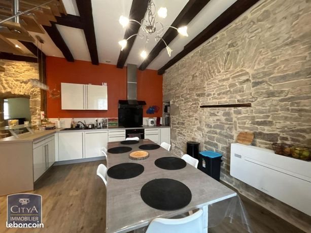 Maison à louer, 83m², Nespouls