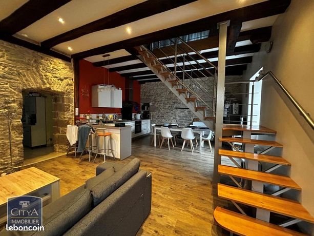 Maison à louer, 83m², Nespouls