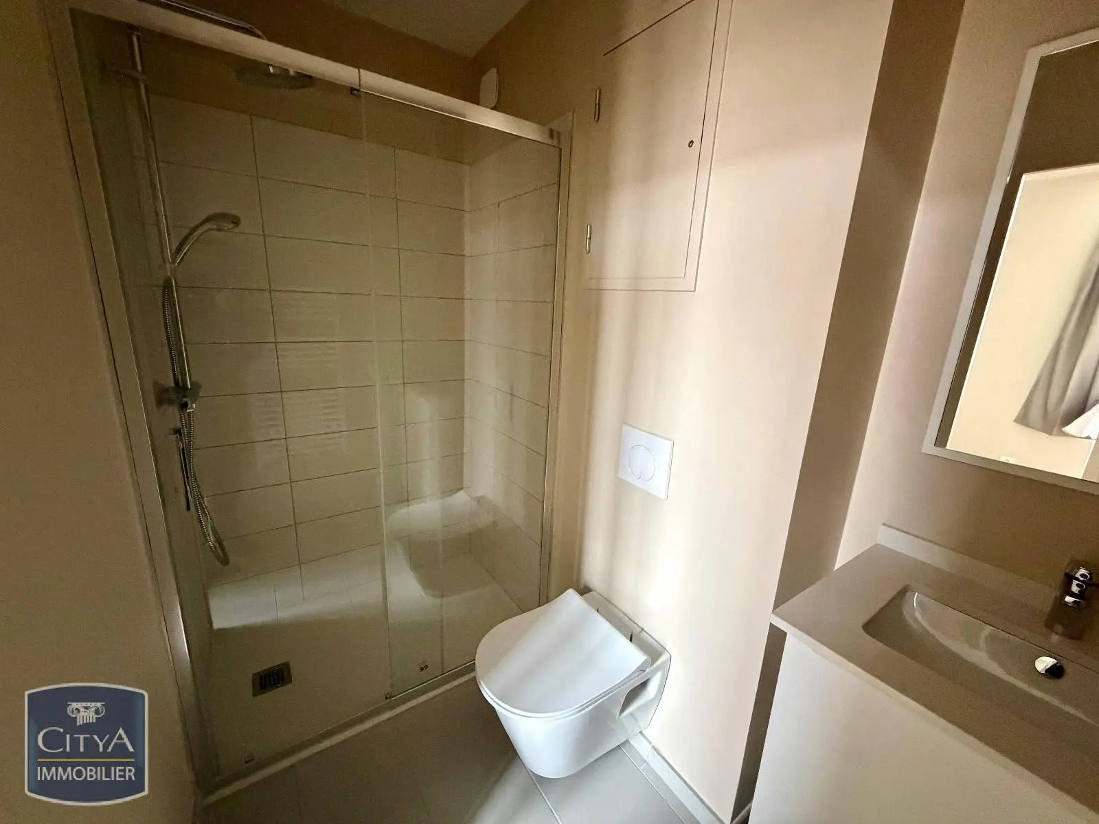 Appartement à louer, 19m², Riom