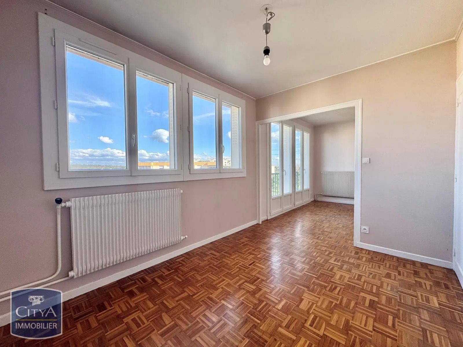 Appartement à louer, 56m², Vénissieux