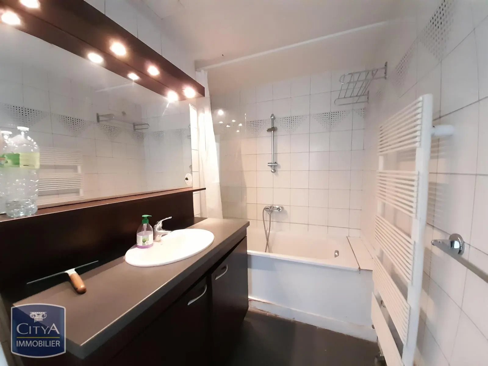 Appartement à louer, 40m², Lognes