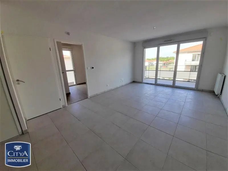 Appartement à louer, 42m², Lespinasse