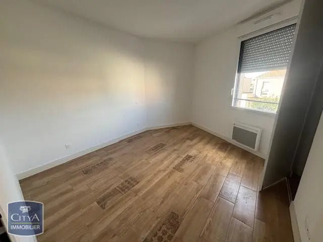 Appartement à louer, 57m², Mèze