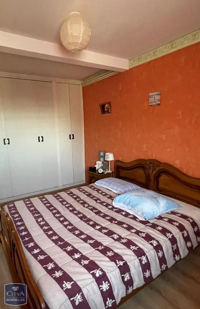 Appartement à vendre, 67m², Givet