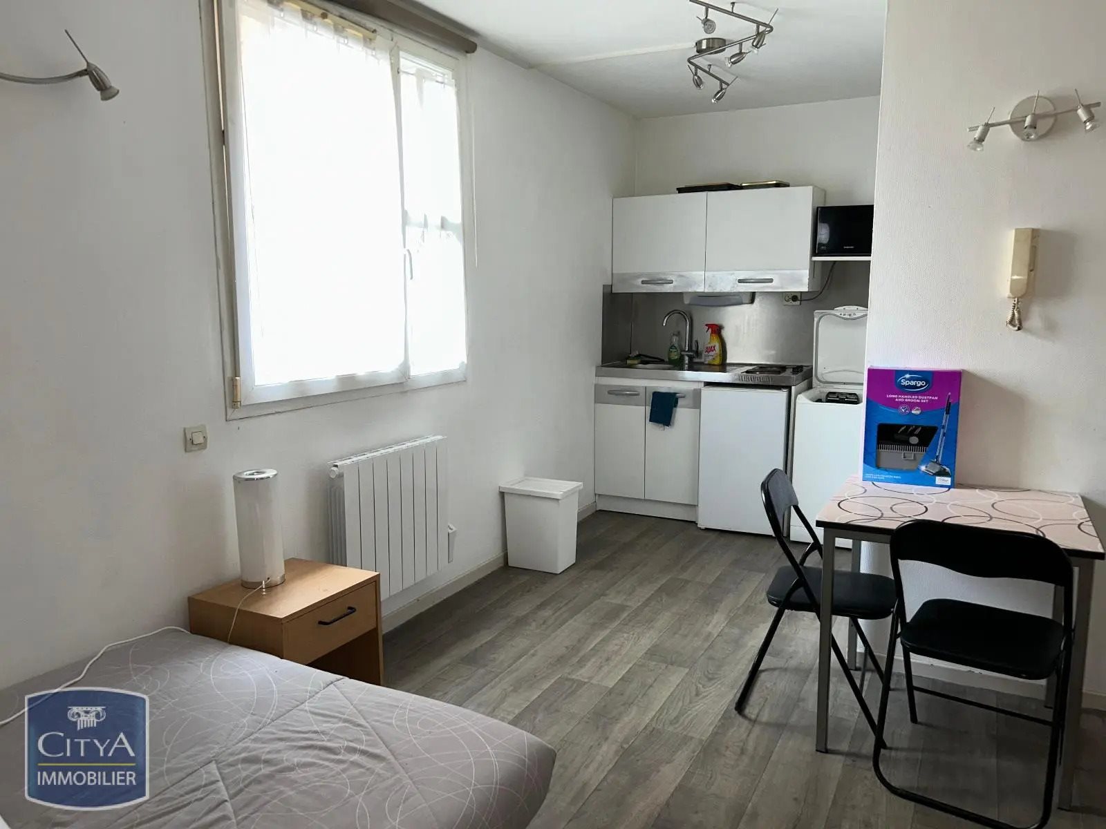 Appartement à louer, 18m², Aulnoye-Aymeries