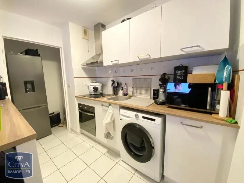 Appartement à louer, 47m², Exireuil