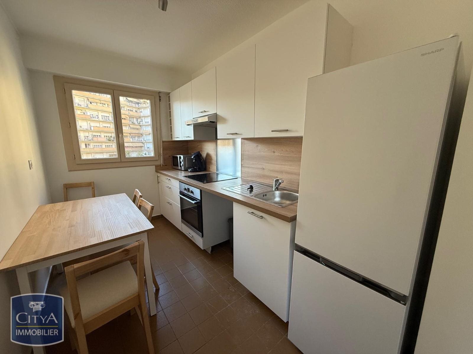 Appartement à louer, 45m², Nice