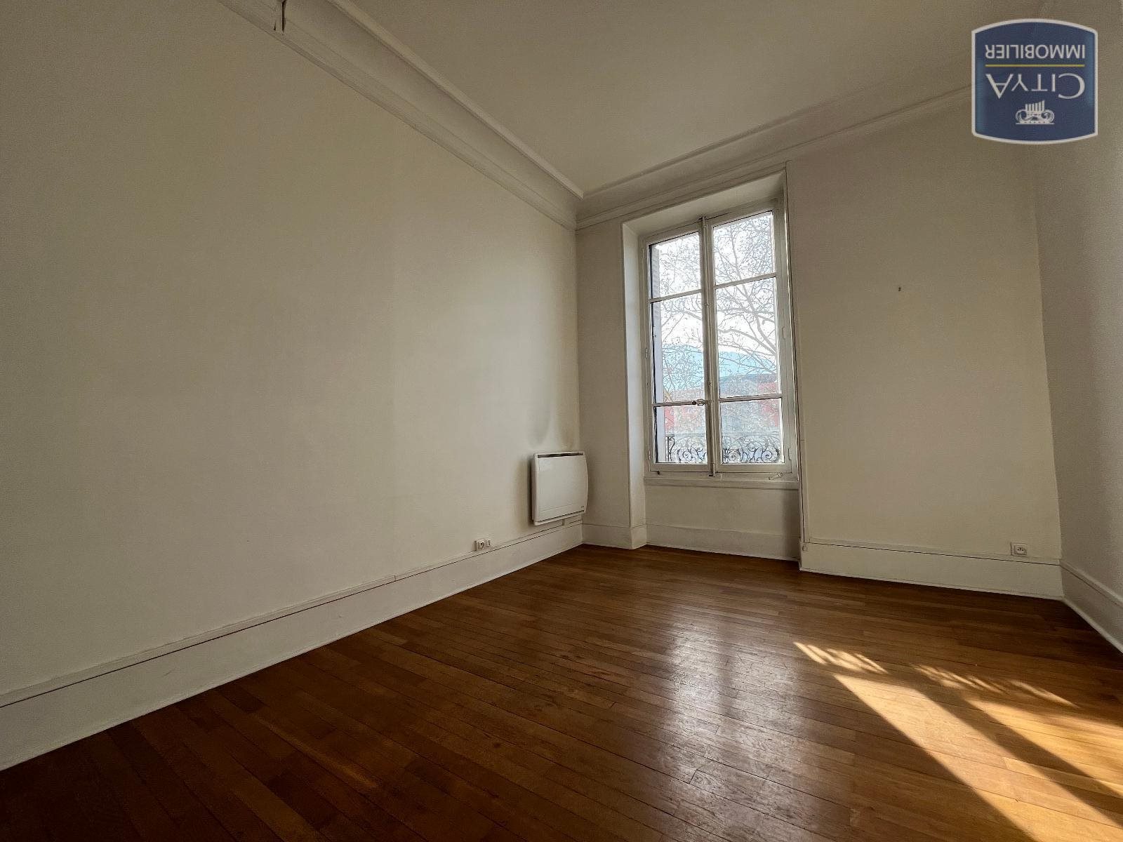 Appartement à louer, 79m², Grenoble