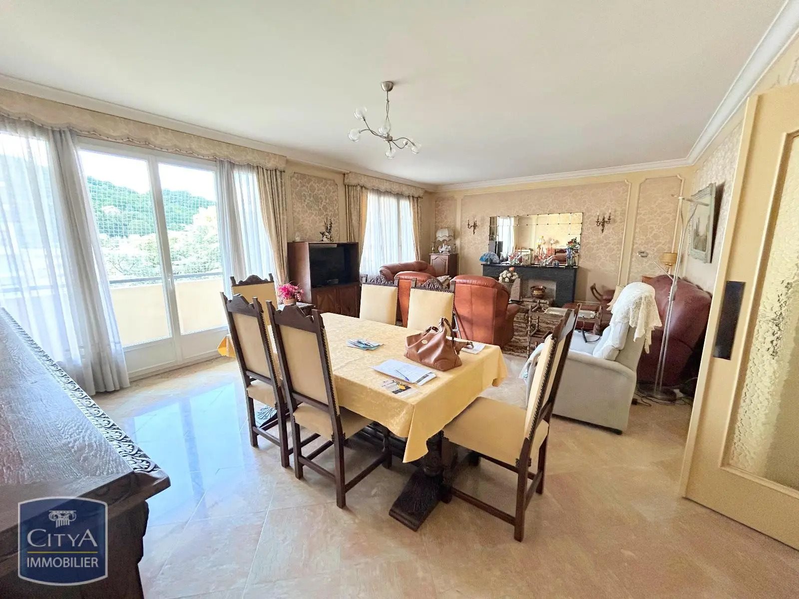 Appartement à vendre, 104m², Saint-Etienne