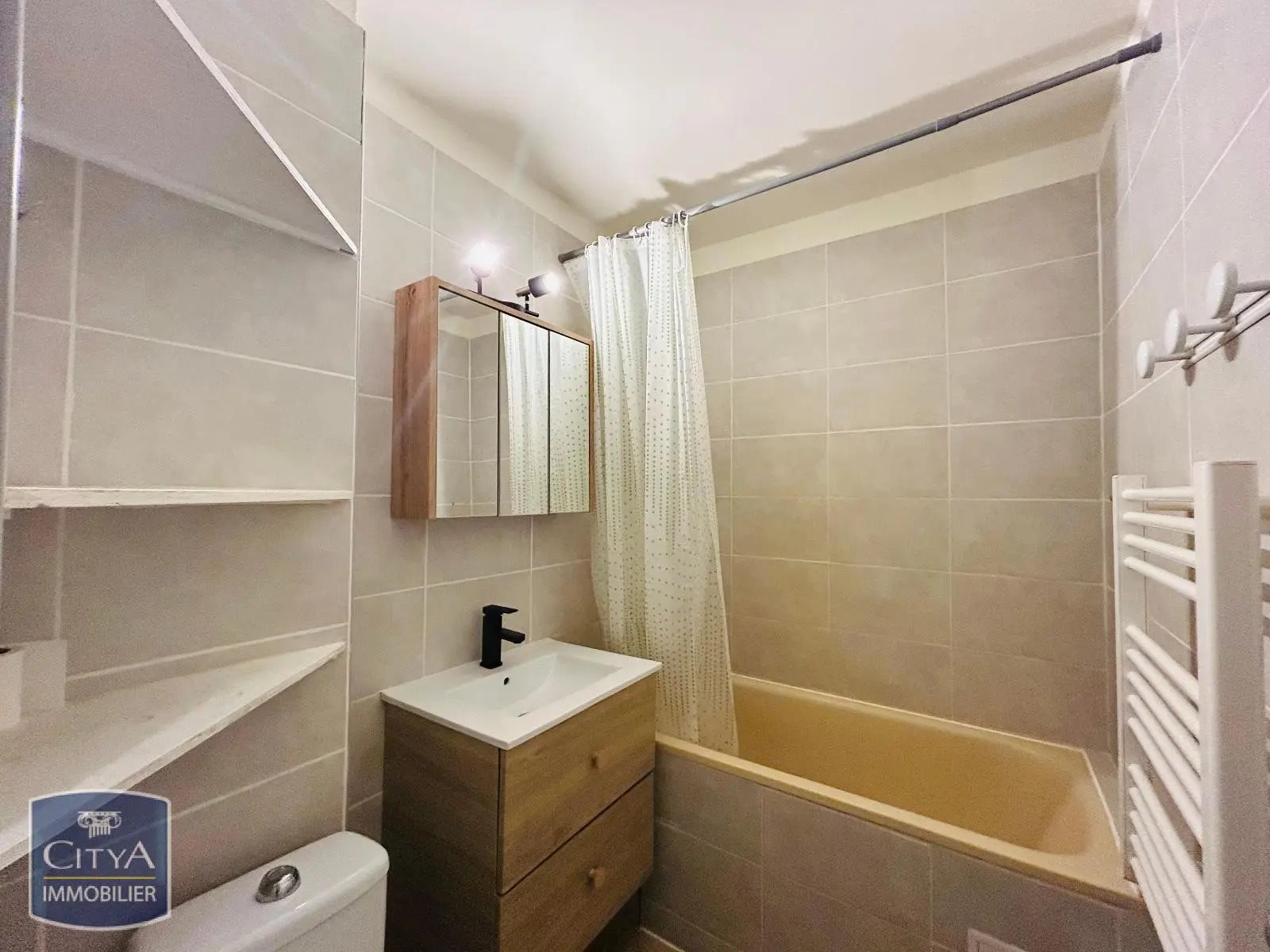 Appartement à louer, 20m², Fos-sur-Mer