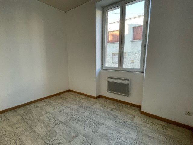 Appartement à louer, 58m², Civray
