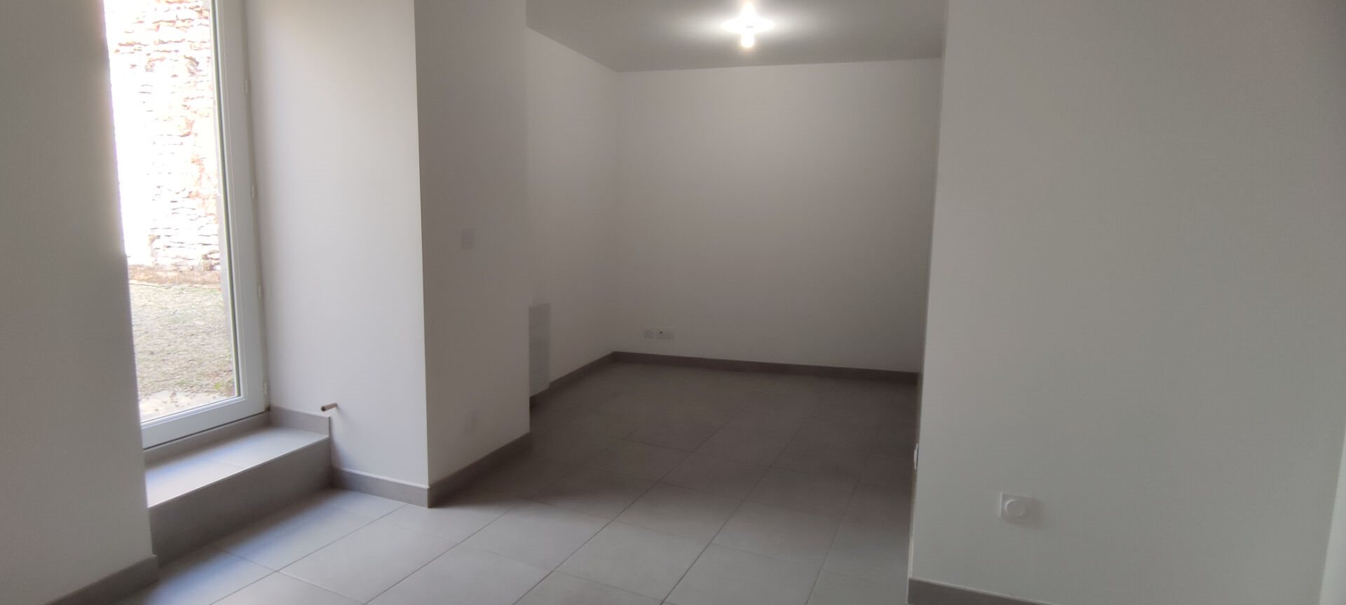 Appartement à louer, 41m², Civray