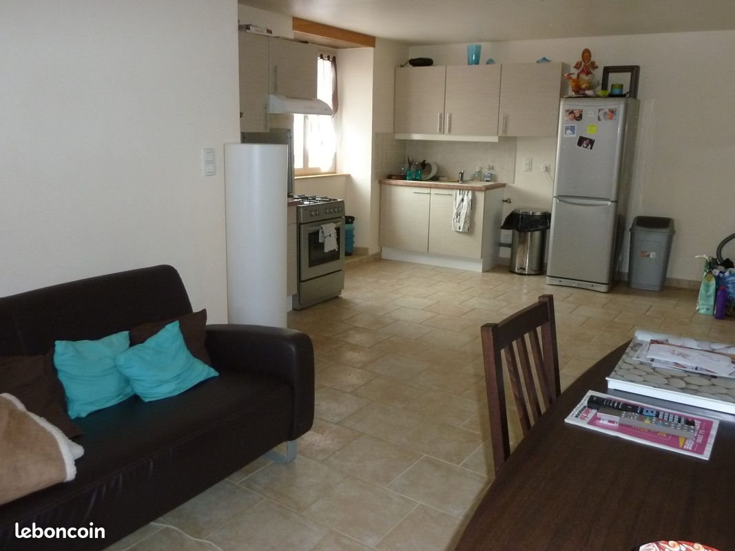 Appartement à louer, 60m², Saint-Amancet