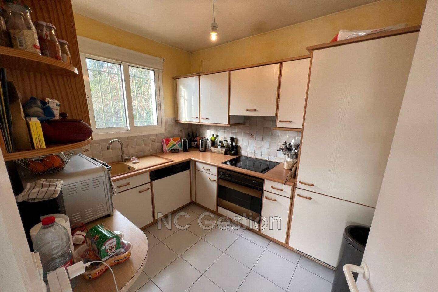 Appartement à louer, 52m², Valbonne