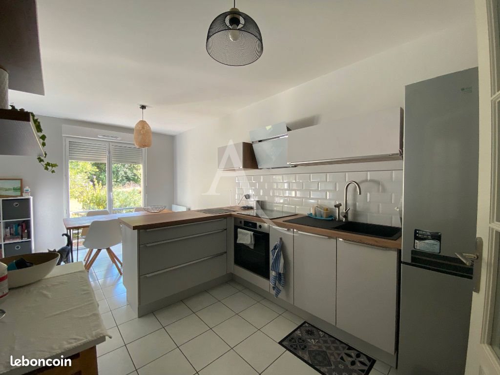 Appartement à louer, 69m², Pellouailles-les-Vignes