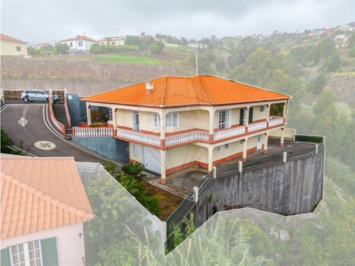 Частный дом 3 спальни Продажа Calheta (Madeira)