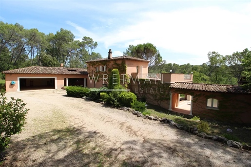 Villa de charme dans un écrin de verdure - Seillans