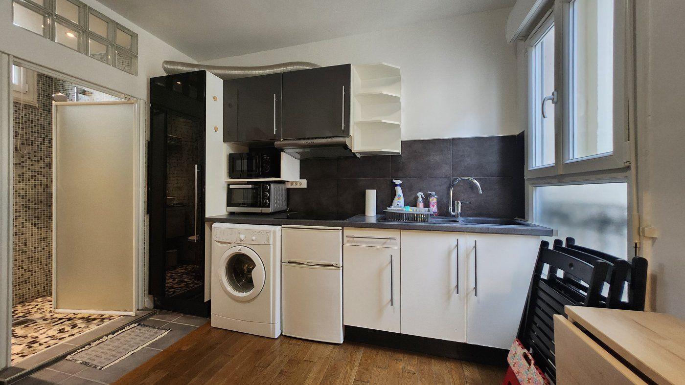 Appartement à louer, 13m², Paris 14ème
