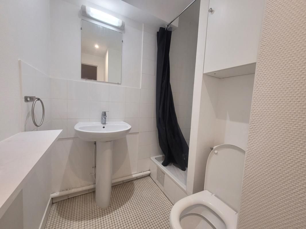 Appartement à louer, 17m², Paris 14ème