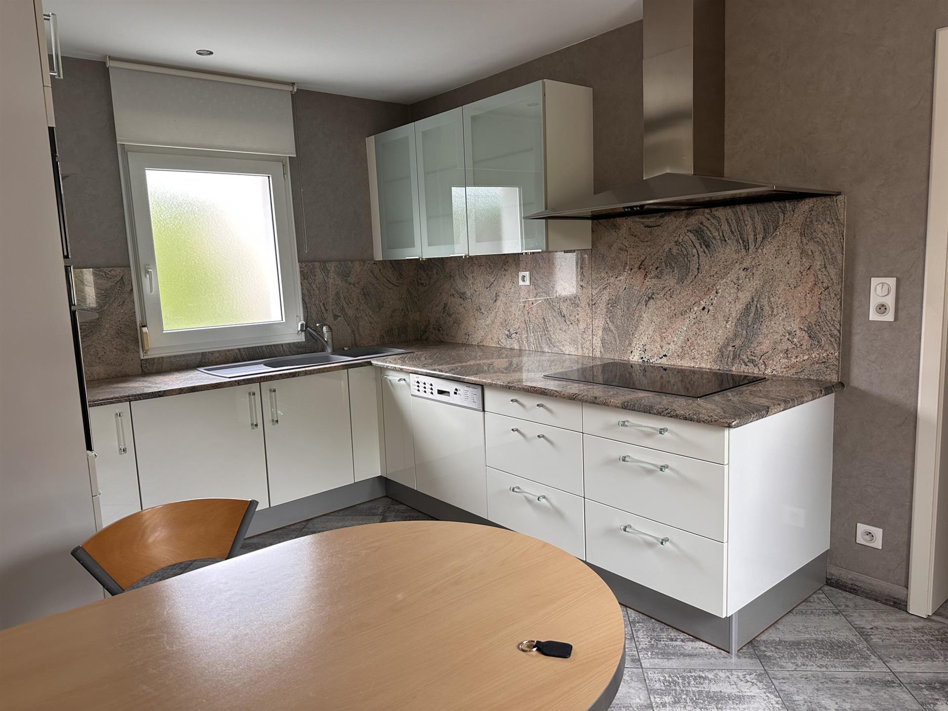 Maison à louer, 167m², Scy-Chazelles