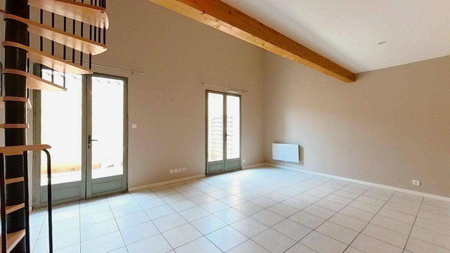 Appartement à louer, 69m², Ambronay