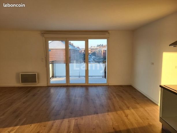 Appartement à louer, 67m², Comines