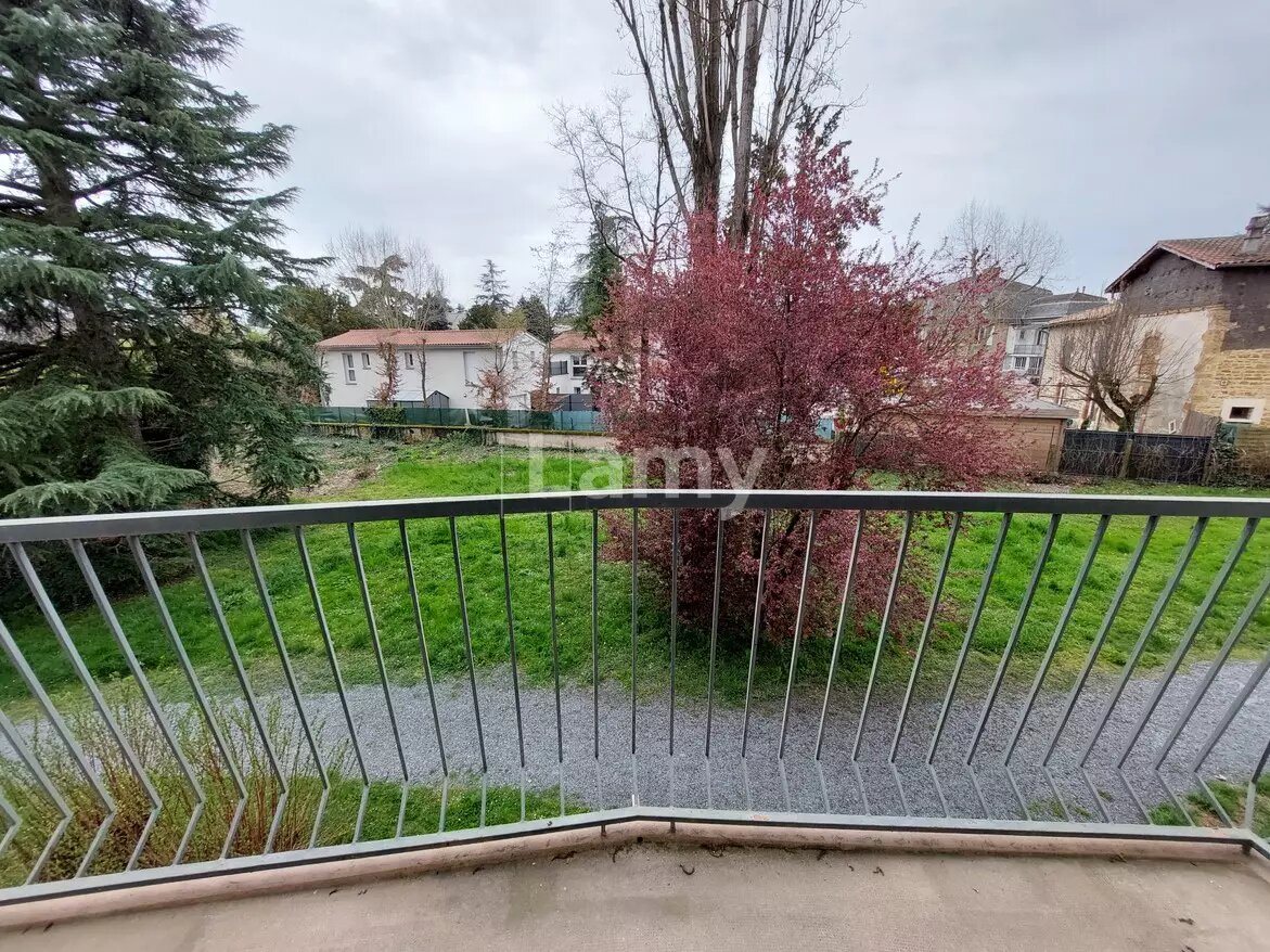 Appartement à louer, 65m², Limas