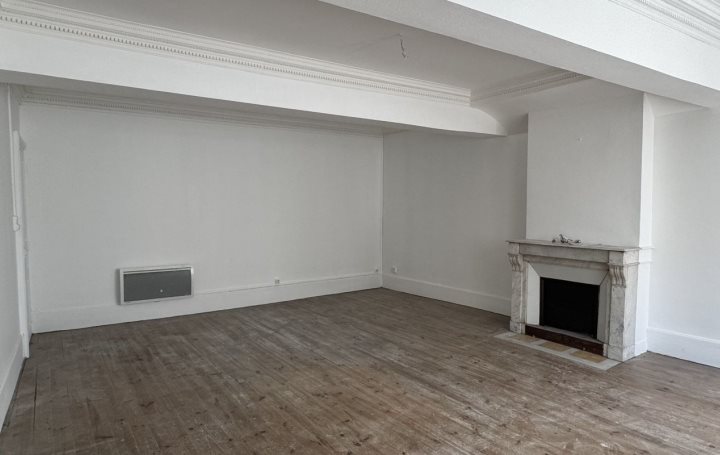 Appartement à vendre, 480m², Thiers