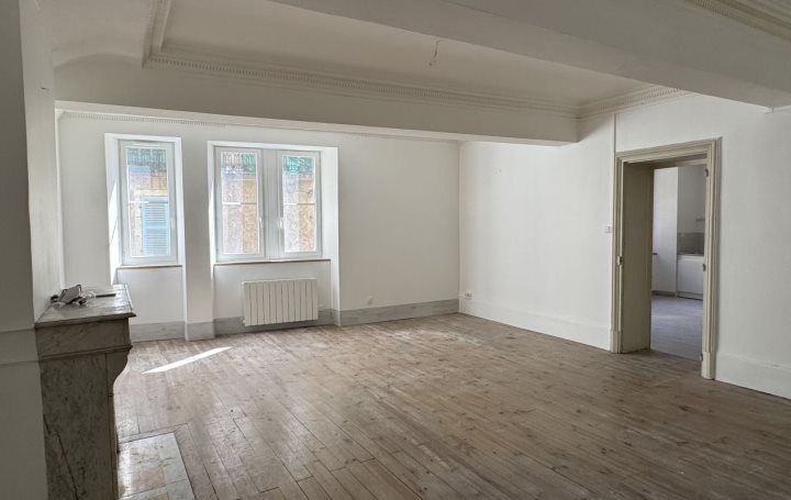 Appartement à vendre, 480m², Thiers
