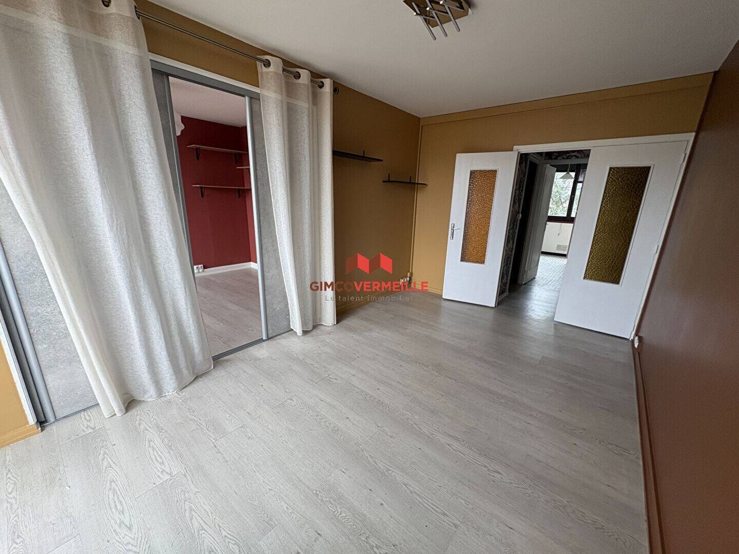 Appartement à louer, 54m², Fontenay-le-Fleury