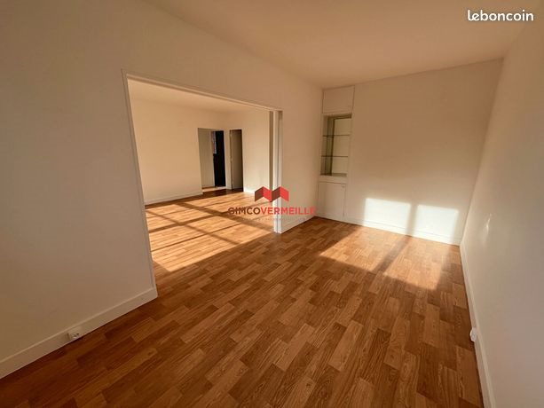 Appartement à louer, 65m², Buc