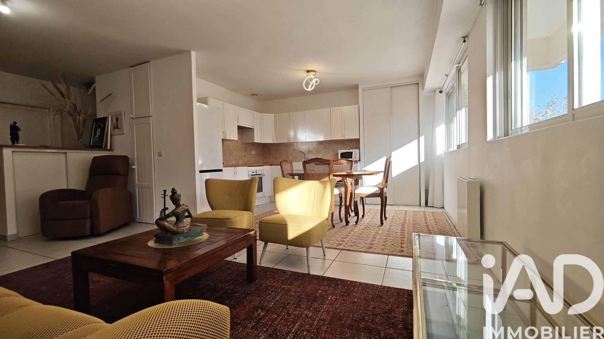 Appartement à vendre, 65m², Carnoux-en-Provence