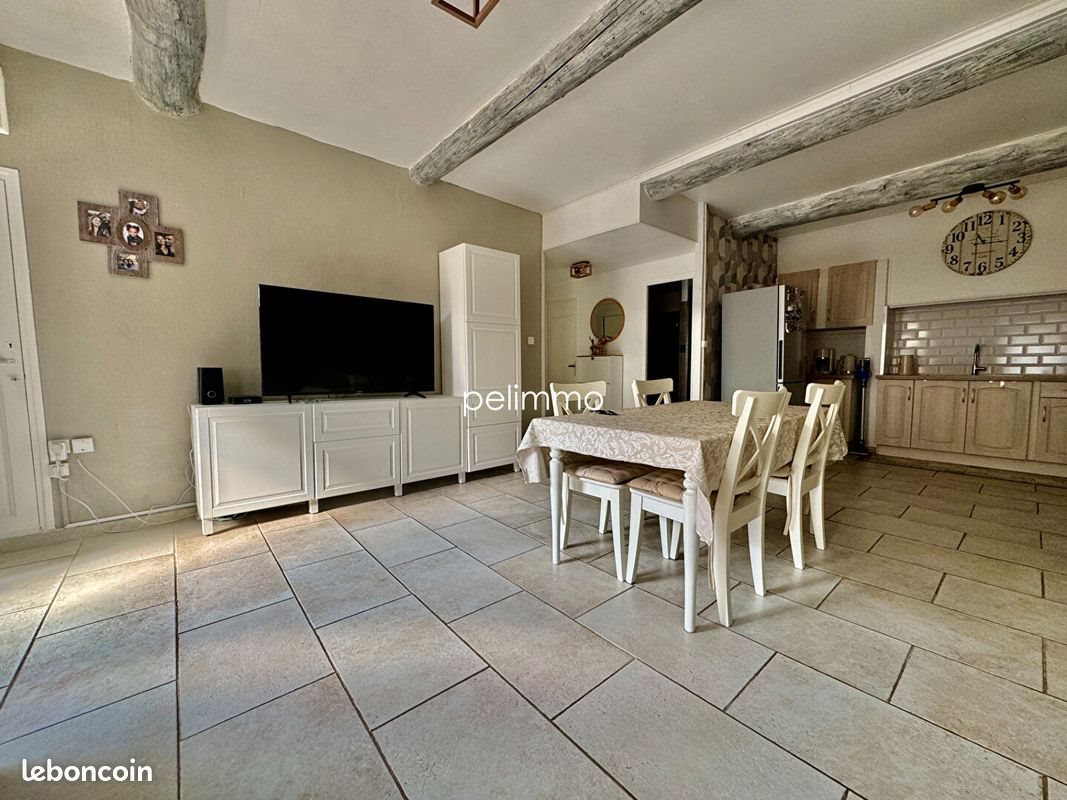 Maison à vendre, 178m², Eyguières