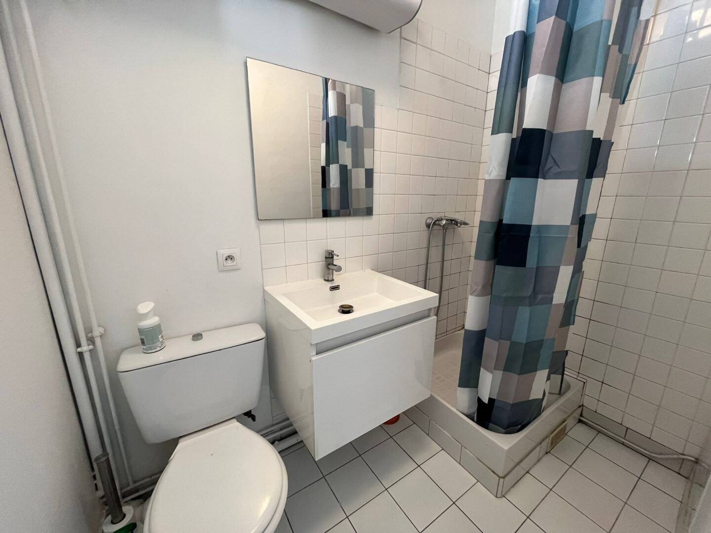 Appartement à louer, 21m², Paris 17ème