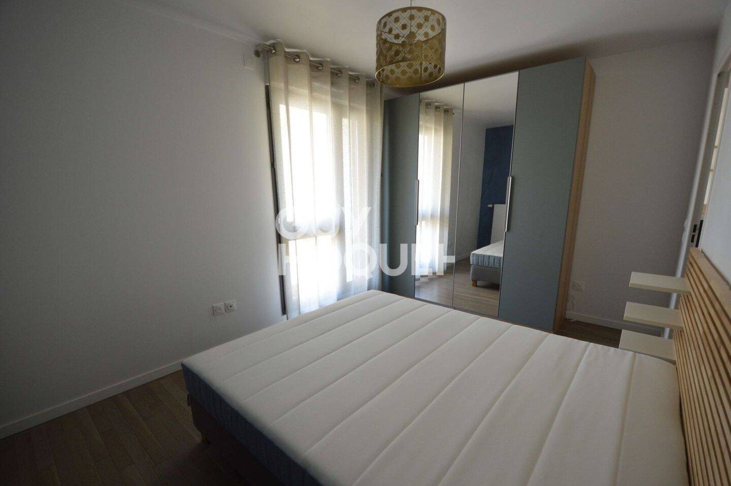 Appartement à louer, 41m², Saint-Cyr-l'Ecole