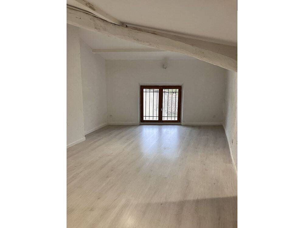 Appartement à louer, 43m², Correns