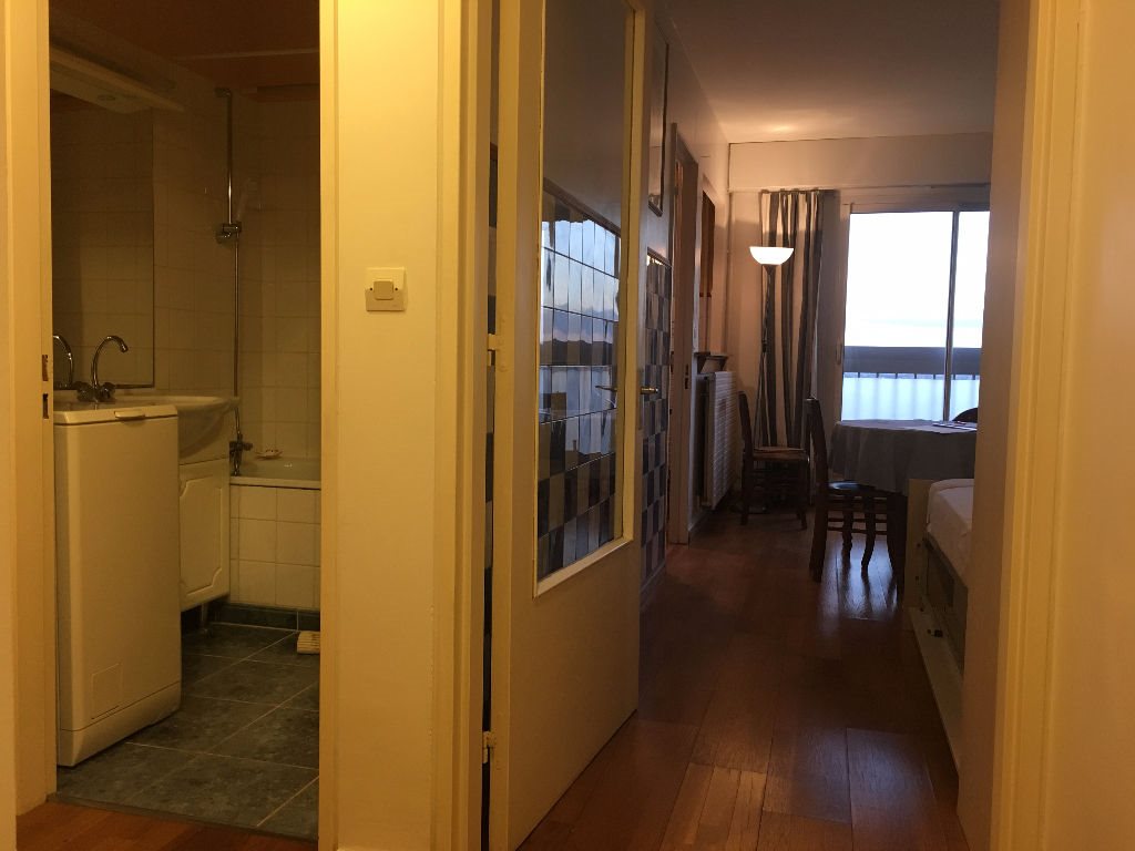 Appartement à louer, 28m², Paris 20ème